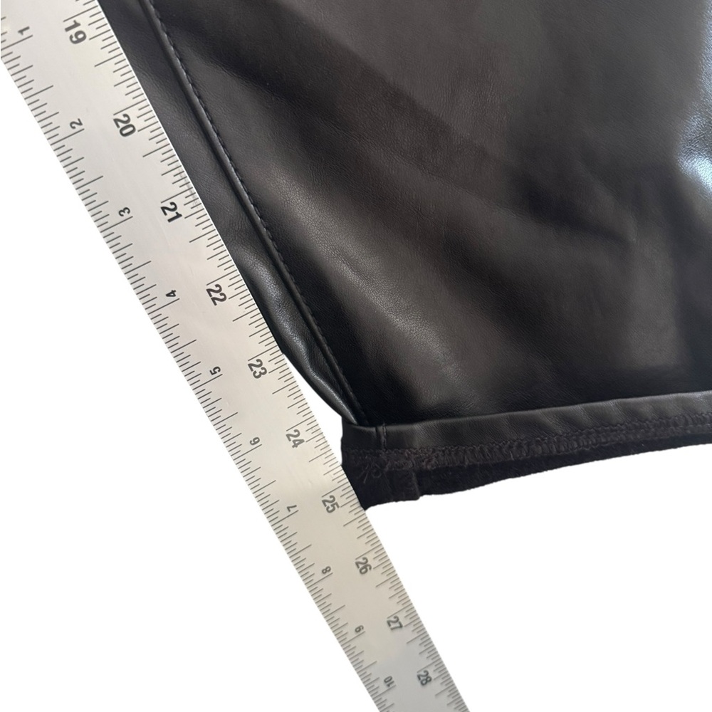 Old Navy O.G. Straight Faux Leather Pants | High-Rise | Size 14 - Picture 6 of 6